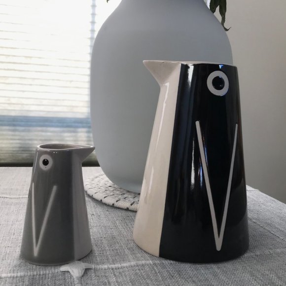 Penguin Vases (Pair) - Picture 4 of 4